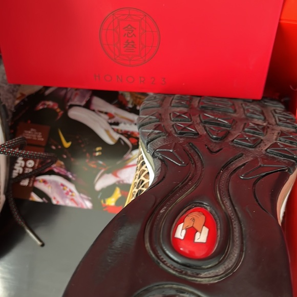 Nike Chinese New Year sneakers - Picture 9 of 13